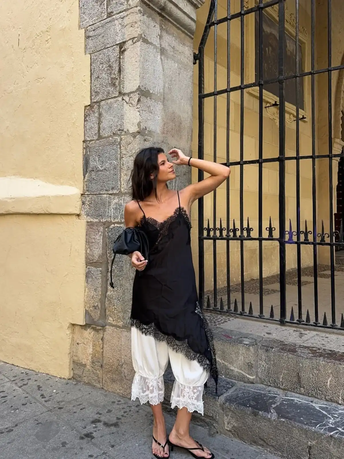 Штани і сукня: модний дует літа 2025 3 fabkat.vn.ua