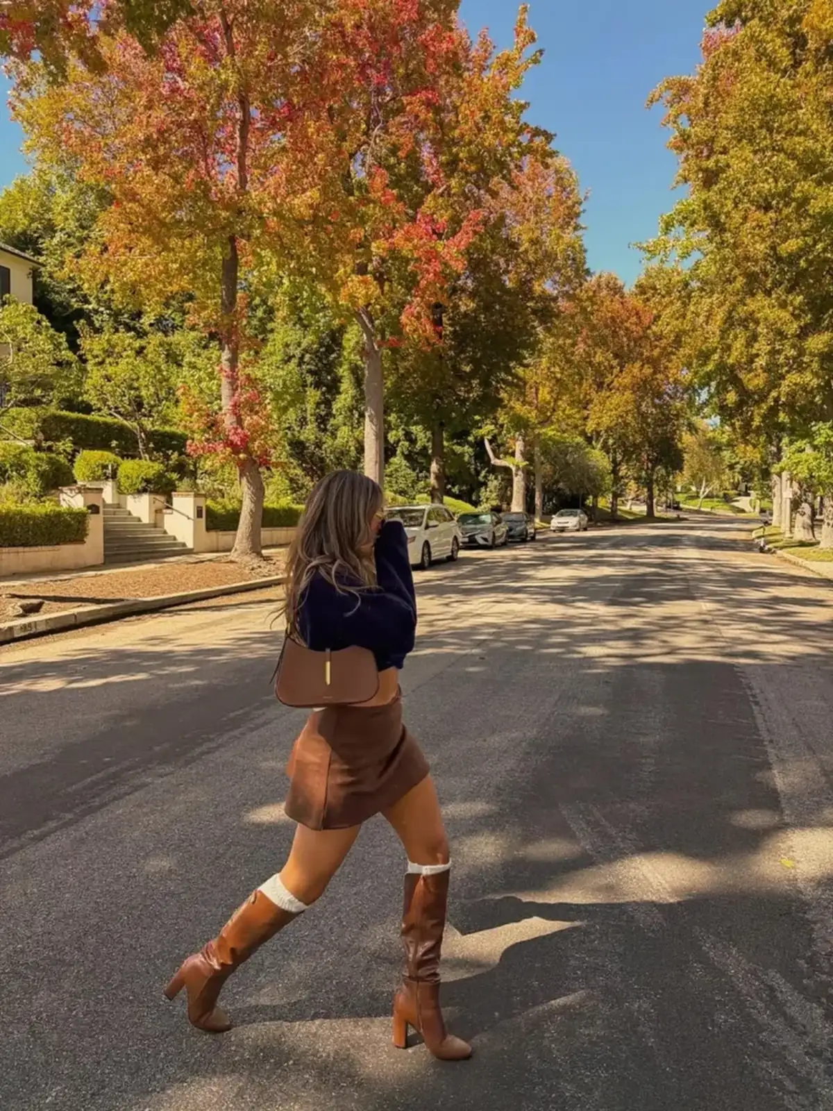 Осінній шик: як носити замшу цього сезону 3 fabkat.vn.ua