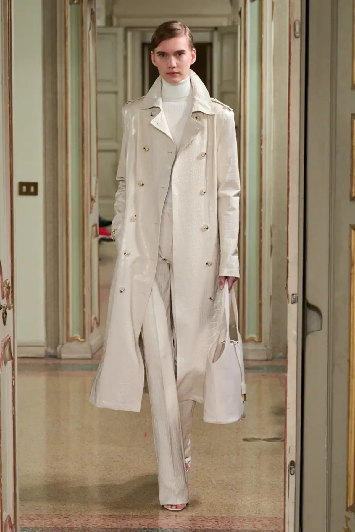 Мода з подіуму до вашої шафи: як повторити стильні образи 8 fabkat.vn.ua