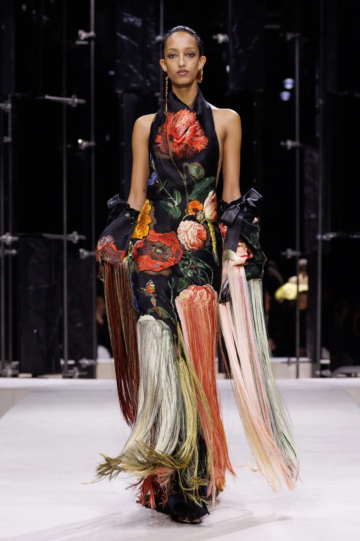 Третя колекція Givenchy: зима 2026 від Сари Бертон