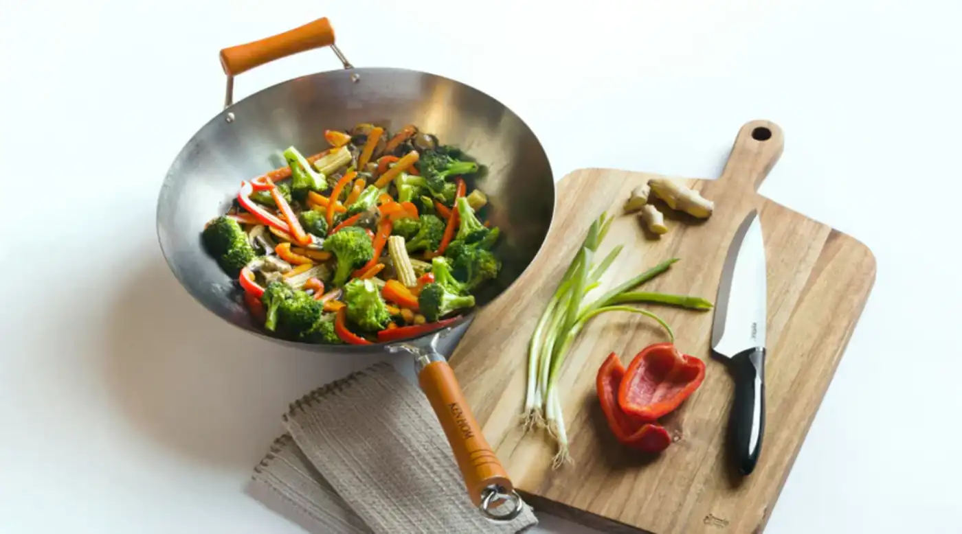 Вибираємо сковороду Wok правильно