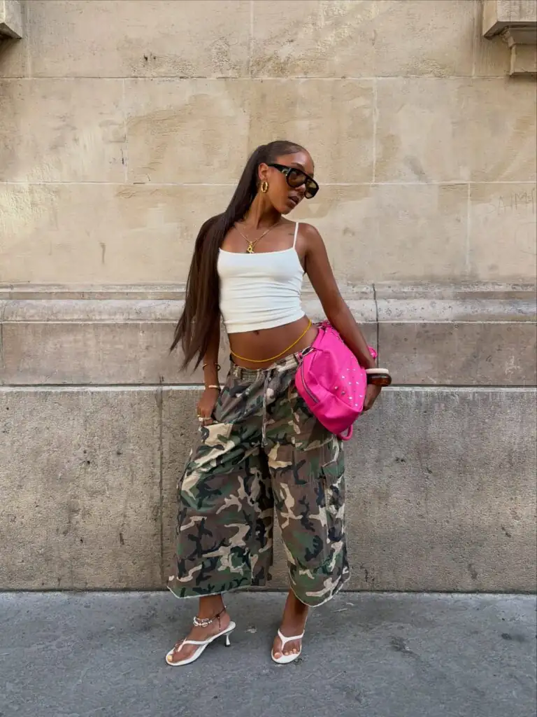 o street style comprova a sandalia de dedo feminina funciona em todas as ocasioe